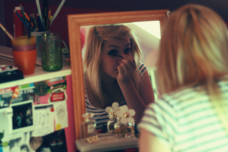 menina-dia-dos-namorados-para-quem-nao-namora-ten-days-of-june