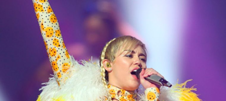 5 Melhores covers da Miley Cyrus | MCarolina.com.br